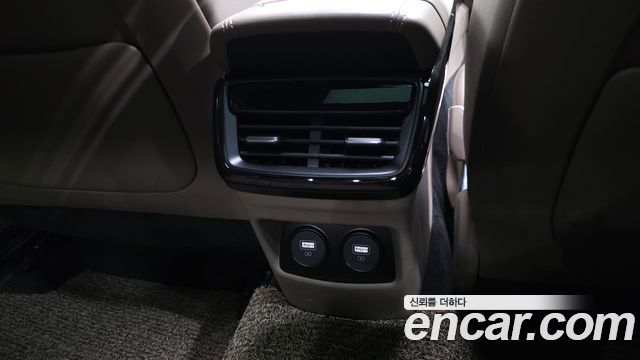 Kia K8 2.5 Gasoline 2WD Noblesse 2022 — фото 34