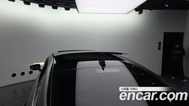Kia K8 2.5 Gasoline 2WD Noblesse 2022 — фото 41