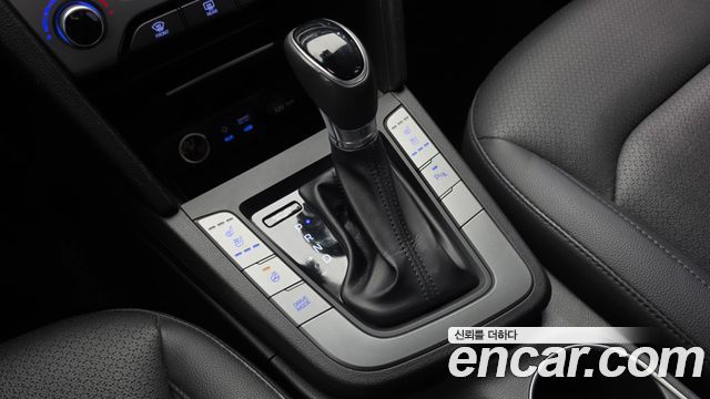 Hyundai Avante (AD) 1.6 GDI Premium 2018 — фото 9