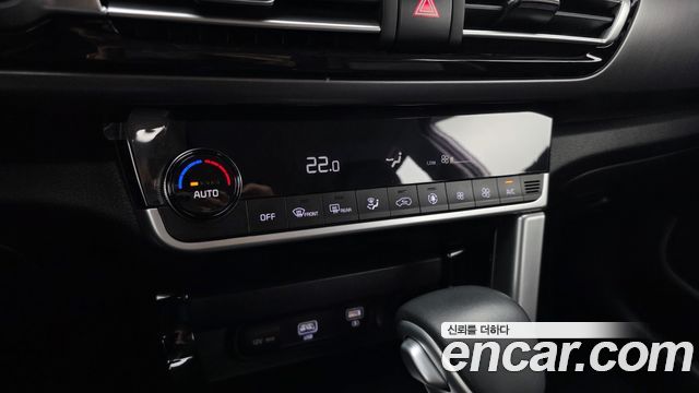 Kia Seltos Diesel 1.6 2WD Signature 2021 — фото 18