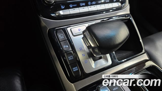 Genesis EQ900 3.3 T-GDI AWD Premiun Luxury 2018 — фото 9