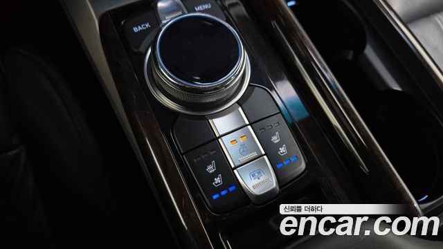 Genesis EQ900 3.3 T-GDI AWD Premiun Luxury 2018 — фото 20