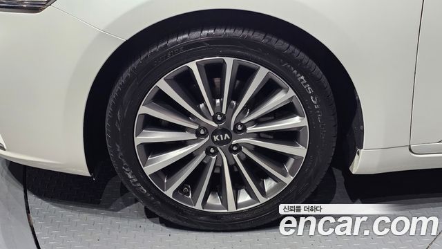Kia K7 2.4 GDI Noblesse 2019 — фото 5
