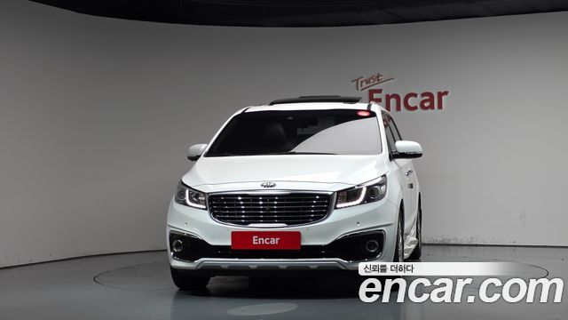 Kia Carnival Gasoline 9-seater Noblesse 2016 — фото 3