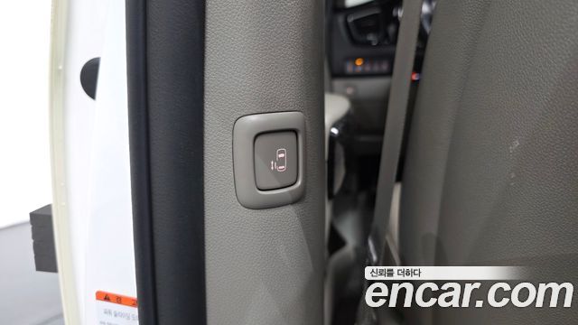 Kia Carnival Gasoline 9-seater Noblesse 2016 — фото 31