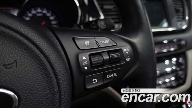 Kia Carnival Gasoline 9-seater Noblesse 2016 — фото 33