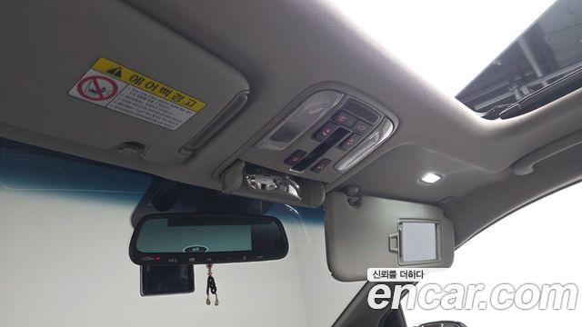 Kia Carnival Gasoline 9-seater Noblesse 2016 — фото 40