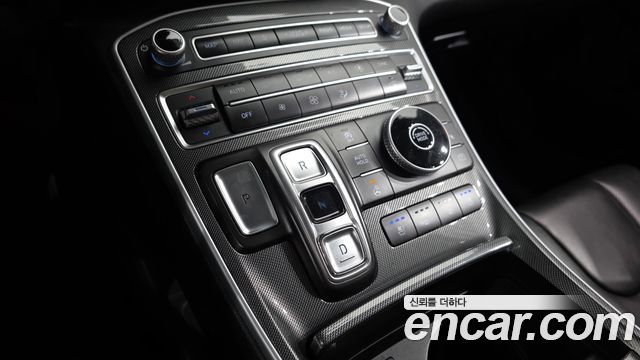 Hyundai Santa Fe Diesel 2.2 2WD Prestige 2021 — фото 9