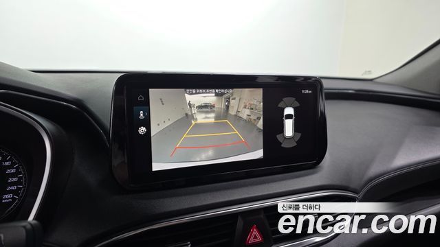 Hyundai Santa Fe Diesel 2.2 2WD Prestige 2021 — фото 14