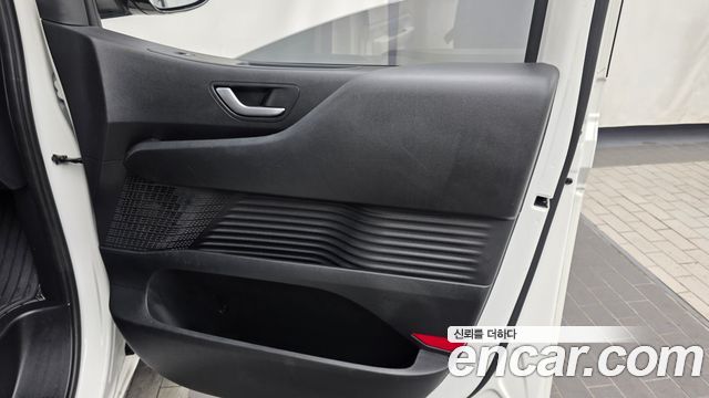 Hyundai Staria L3.5 Cargo 5-Seater Modern 2022 — фото 25