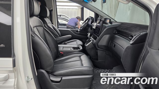 Hyundai Staria L3.5 Cargo 5-Seater Modern 2022 — фото 26