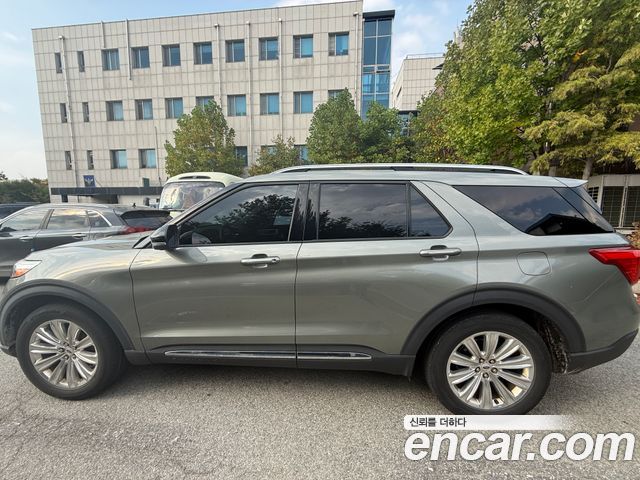 Ford Explorer (VI) 2.3 LimIted 4WD 2020 — фото 3