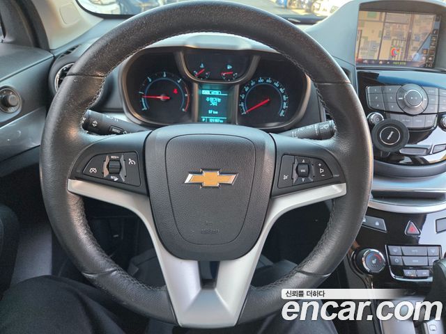 Chevrolet Orlando 2.0 Diesel LTZ Premium 2014 — фото 9