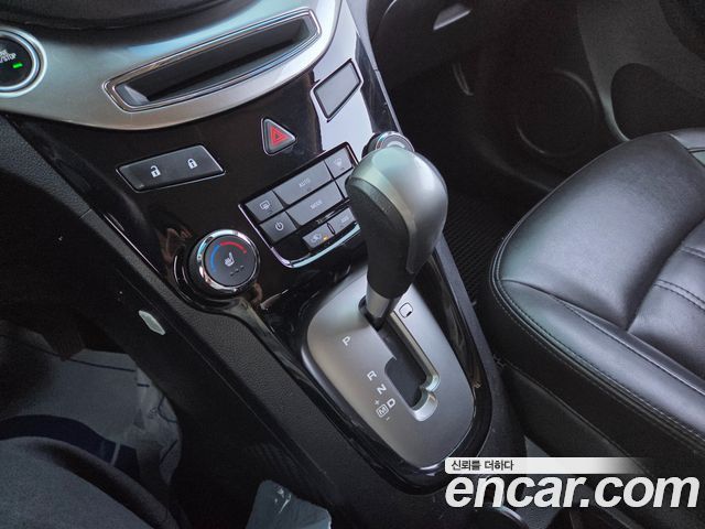 Chevrolet Orlando 2.0 Diesel LTZ Premium 2014 — фото 16