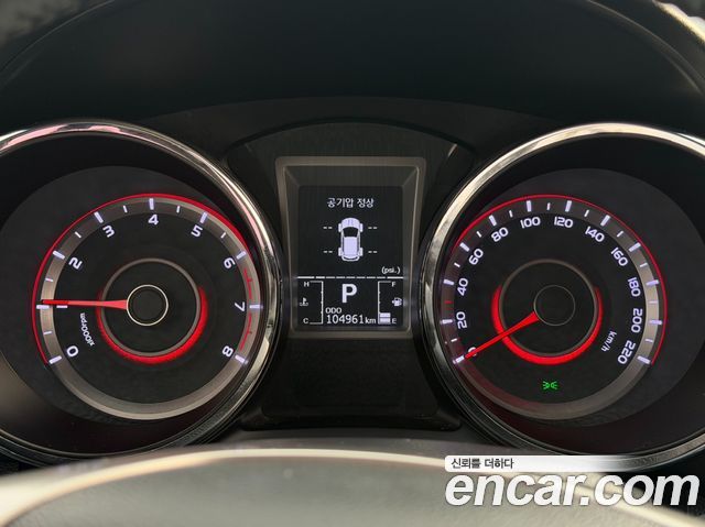 KG Mobility (SsangYong) Tivoli LX 2WD HI-DLX 2016 — фото 8