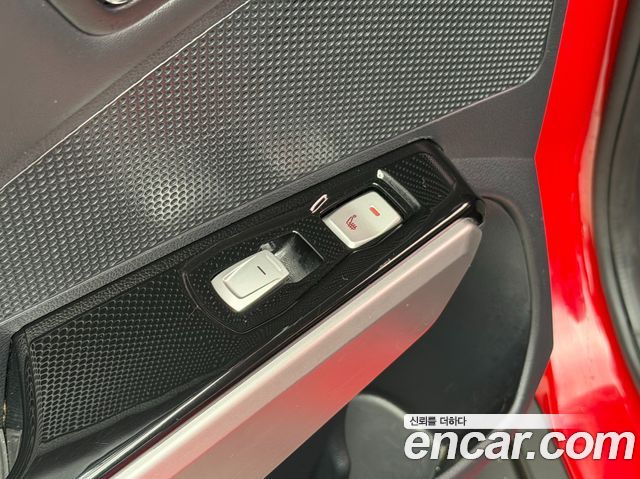 KG Mobility (SsangYong) Tivoli LX 2WD HI-DLX 2016 — фото 21