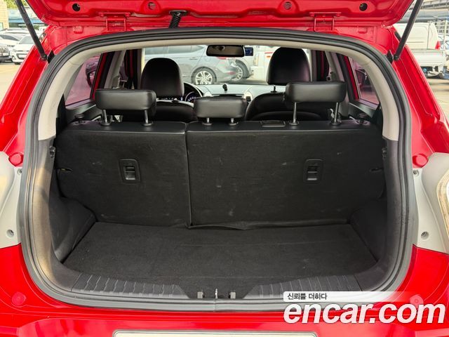 KG Mobility (SsangYong) Tivoli LX 2WD HI-DLX 2016 — фото 22
