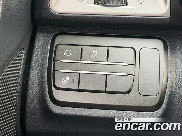 KG Mobility (SsangYong) Tivoli LX 2WD HI-DLX 2016 — фото 23