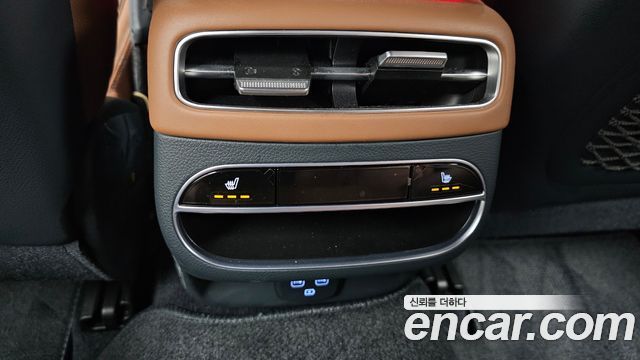 Genesis GV70 2.5T Gasoline 2WD 2024 — фото 19
