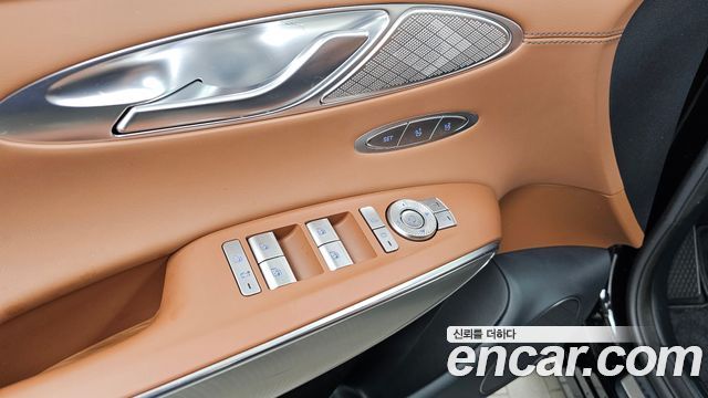 Genesis GV70 2.5T Gasoline 2WD 2024 — фото 29
