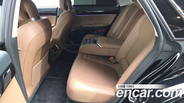 Hyundai Grandeur (GN7) 2,5 Gasoline 2WD Calligraphy 2023 — фото 12