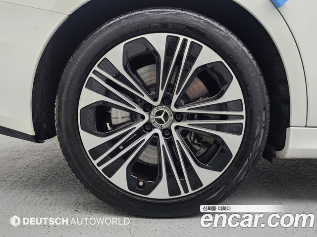 Mercedes-Benz E-Class (W214) E350e 4MATIC 2025 — фото 23
