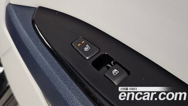 Kia Sportage Hybrid (V) Signature 2WD 2023 — фото 18