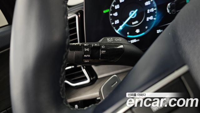 Kia Sportage Hybrid (V) Signature 2WD 2023 — фото 29