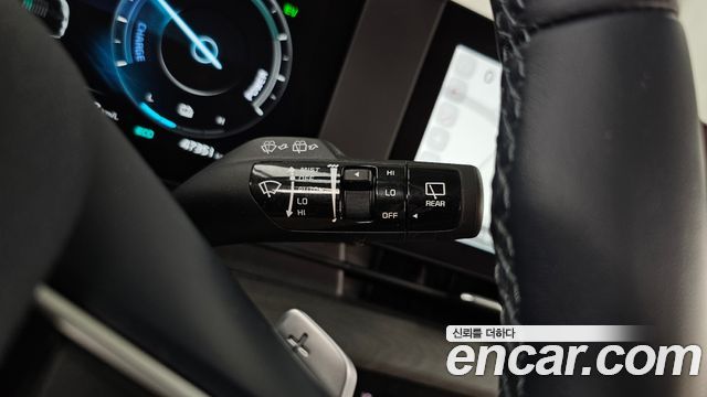 Kia Sportage Hybrid (V) Signature 2WD 2023 — фото 30