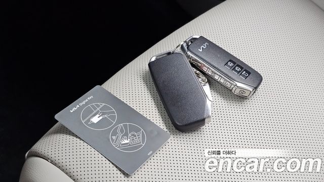 Kia Sportage Hybrid (V) Signature 2WD 2023 — фото 32