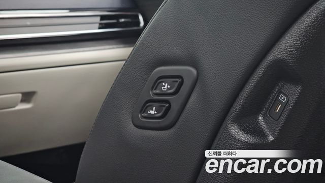 Kia Sportage Hybrid (V) Signature 2WD 2023 — фото 34