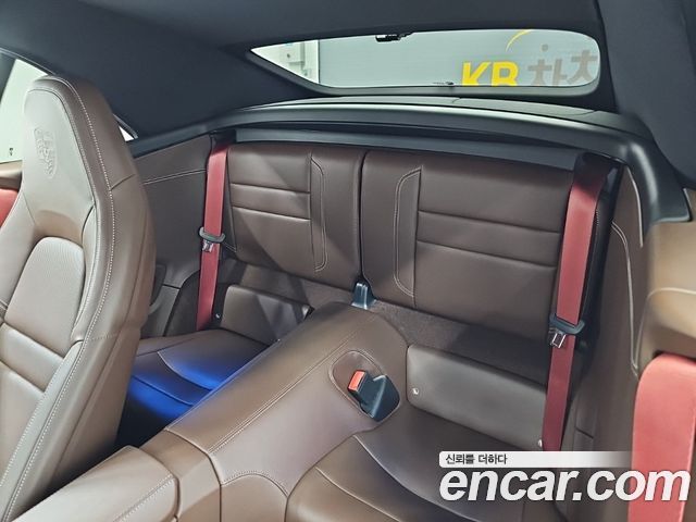 Porsche 911 (992) Carrera 4 GTS Cabriolet 2022 — фото 17