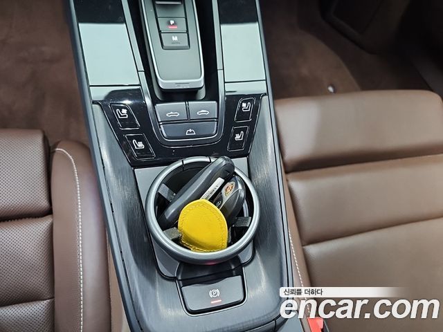 Porsche 911 (992) Carrera 4 GTS Cabriolet 2022 — фото 20