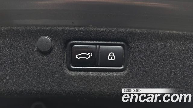 Hyundai Grandeur (IG) 3.0 LPi Dsabled Person Exclusive Special 2018 — фото 32