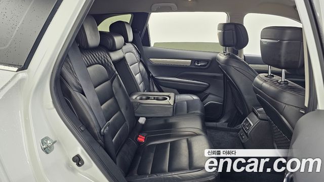 Renault Korea QM6 2.0 LPe Premiere 2WD 2022 — фото 12