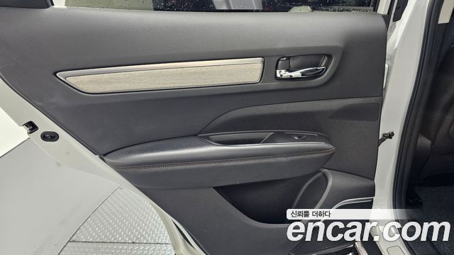 Renault Korea QM6 2.0 LPe Premiere 2WD 2022 — фото 25