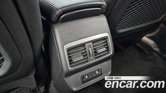 Renault Korea QM6 2.0 LPe Premiere 2WD 2022 — фото 28
