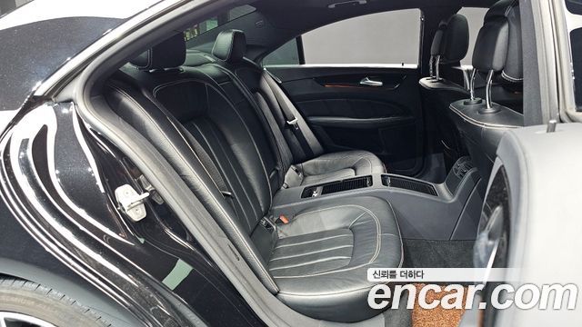 Mercedes-Benz CLS-Class (W218) CLS250 d 4MATIC AMG Line 2017 — фото 11