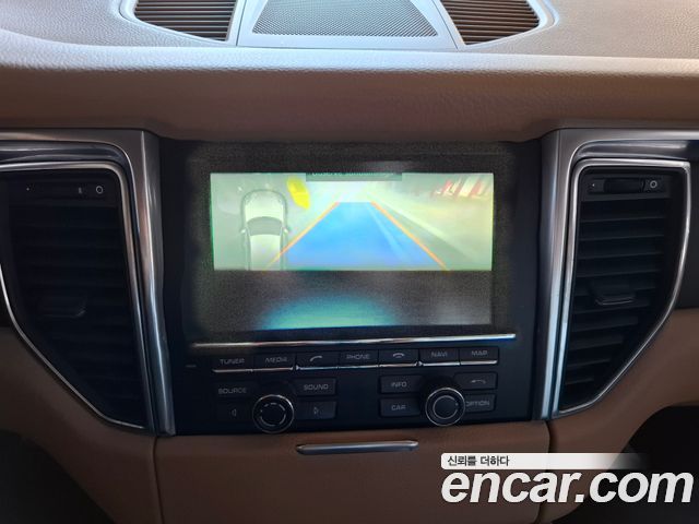 Porsche Macan 2.0 95B 2015 — фото 14