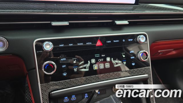 Genesis GV80 Coupe 2.5T Gasoline AWD 2024 — фото 35
