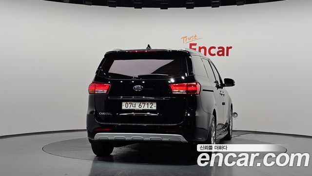 Kia Carnival 9-seater Prestige 2018 — фото 4