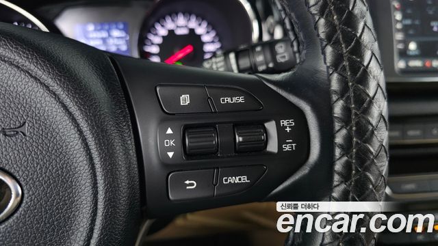 Kia Carnival 9-seater Prestige 2018 — фото 31
