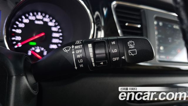 Kia Carnival 9-seater Prestige 2018 — фото 32