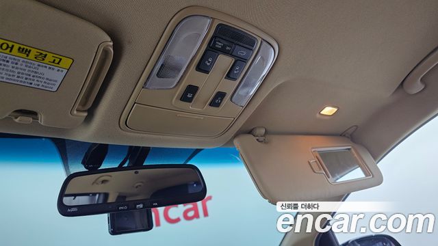 Kia Carnival 9-seater Prestige 2018 — фото 33