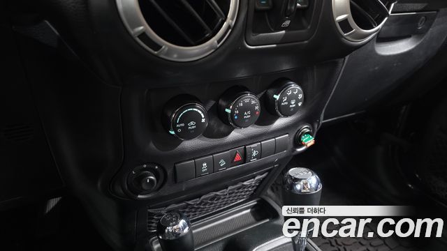 Jeep Wrangler (JK) 3.6 Rubicon 4Door 2017 — фото 28