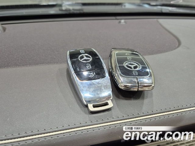 Mercedes-Benz S-Class (W222) Maybach S560 4MATIC 2020 — фото 16