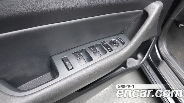 Hyundai Sonata (LF) 1.7 Diesel Smart 2016 — фото 17