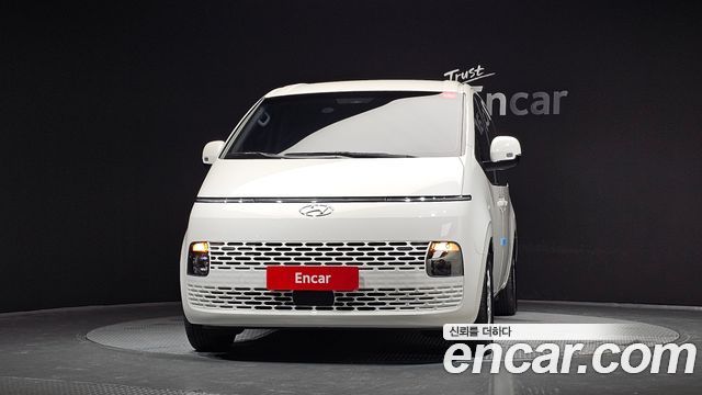 Hyundai Staria 4WD Tourer 11-Seater Modern 2022 — фото 3