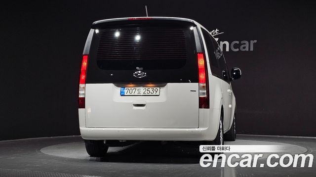 Hyundai Staria 4WD Tourer 11-Seater Modern 2022 — фото 4