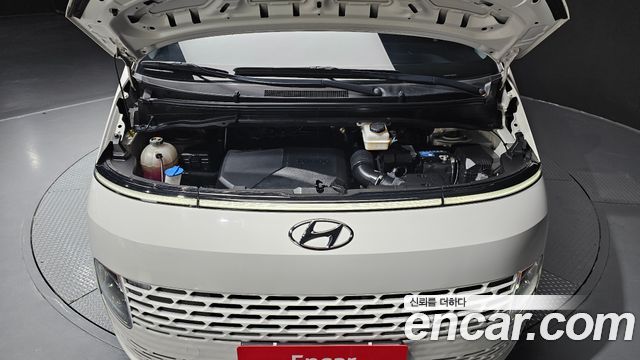 Hyundai Staria 4WD Tourer 11-Seater Modern 2022 — фото 6
